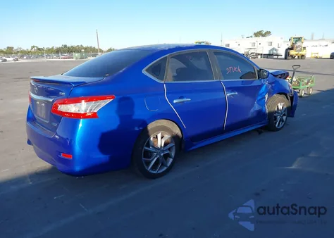 2014 Nissan Sentra Sr z USA, uszkodzony, nr VIN 3N1AB7AP2EY253923